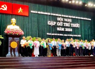Lãnh đạo TP. Hồ Chí Minh gặp gỡ trí thức năm 2024