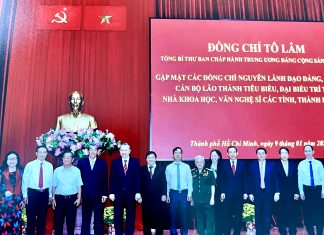Tổng Bí thư Tô Lâm gặp mặt nguyên lãnh đạo và đại biểu trí thức, nhà khoa học, văn nghệ sĩ phía Nam