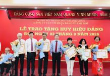 Lễ trao tặng Huy hiệu Đảng đợt ngày 2/9/2026
