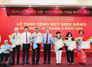 Lễ trao tặng Huy hiệu Đảng đợt ngày 2/9/2026