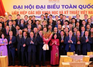 Nghị quyết Đại hội IX: Từ “đổi mới” đến “đột phá” mở không gian mới để trí thức cống hiến